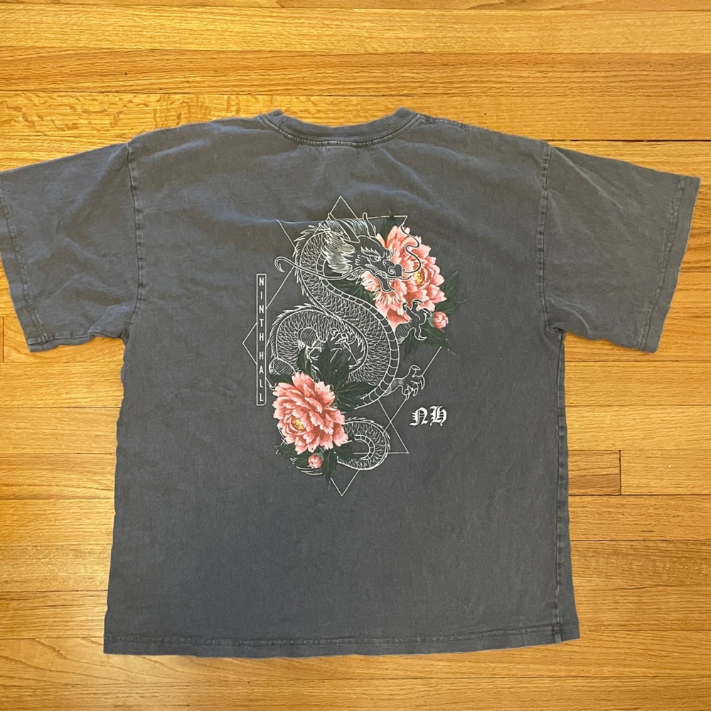 Ninth Hall L Dragon Graphic Tee - Picture 3 of 6